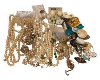 11 - Lot of Assorted Costume Jewelry