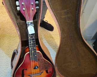 Kay Sunbust mandolin in case
