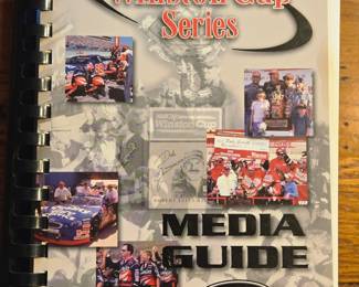 2000 Nascar Media Guide 