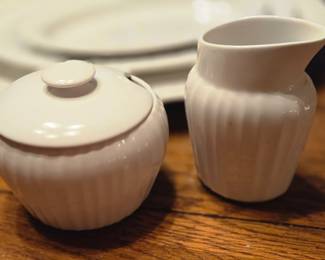 Corning serving dishes 