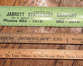 Advertising rulers 