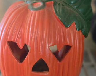 Ceramic Halloween decor 