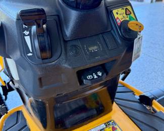 Club Cadet XT-1 Enduro Series