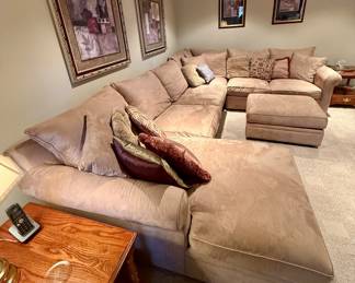 Beautiful Microsuede Sectional Sofa with Chaise and Ottoman  in Great Condition 