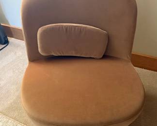 It's the perfect chair for you bedroom