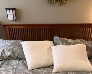 Stickley King Size Spindle Bed