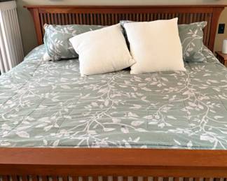 Stickley King Size Bed