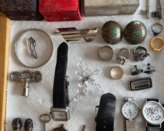 Lots of interesting small collectibles and costume jewelry.