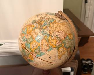 $10 globe 