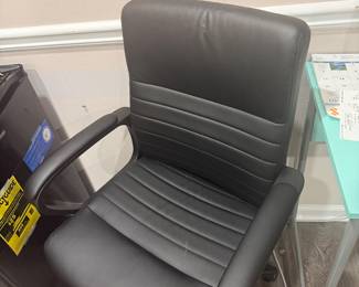 $40 office chair black 