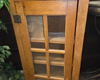 Vintage cabinet