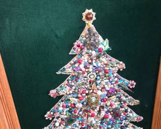 OUJR LAST SURPRISE FIND!  Christmas tree made from antique jewelry