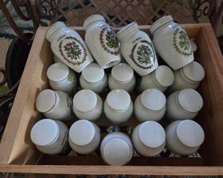 Franklin Mint Gloria Vanderbilt spice jars