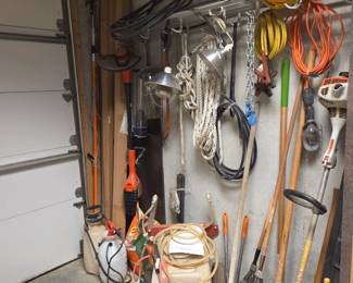 Lawn & garden tools