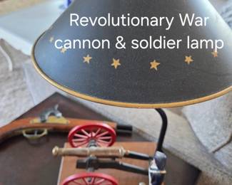 Vtg Cannon & soldier lamp