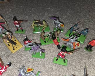 Vintage Britains Deetail toy soldiers