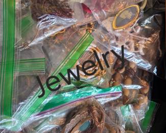 Jewlery