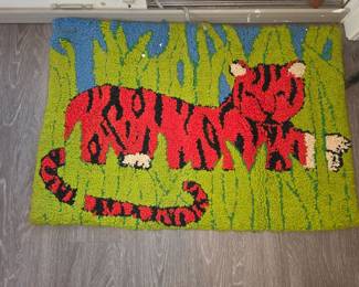 Latchhook rug