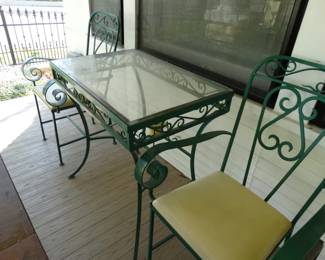 a Smaller matching Set w/ 2 Arm Chairs (all priced together w/ previous)