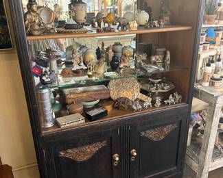 vintage figurines and collectibles