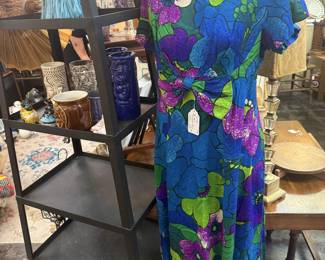 pretty 60s dress made in Hawaii