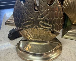 Beautiful vintage sand dollar brass book ends