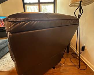 Rear view of recliner 