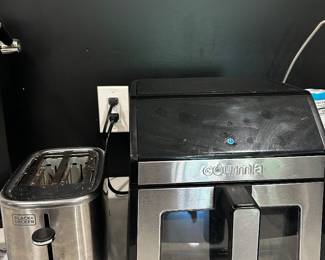 Kitchen small appliances 