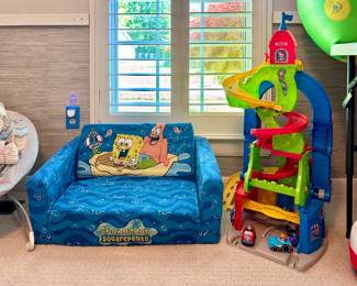 Sponge Bob Couch and Toys