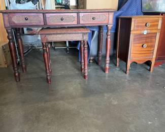 Wicker desk and chair