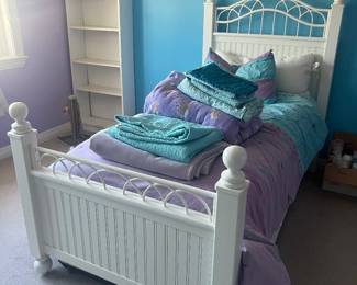 Twin Bed with Roll-away Bed underneath 