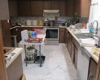 jammed packed kitchen
