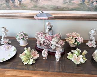 Lladro 1454 "Flowers of the Season" with Stand