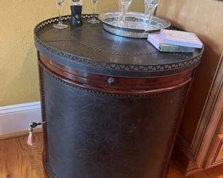 Round Bar Cabinet