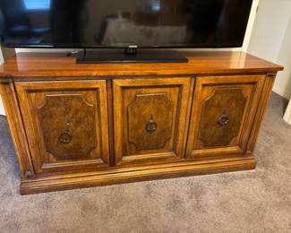 Credenza