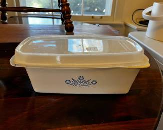 #77	Corning Ware Blue Cornflower loaf dish w plastic lid 11x6x4	 $25.00 			