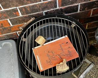 #117	Bass Pro Brinkman smoker	 $30.00 			