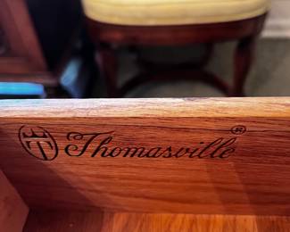 #1	Thomasville dining table with pedistal and 2 legs w/1 leaf and 6 chairs 46-66x46x29	 $270.00 