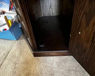 #44	Wood Octagonal End Table - 29 x 25x21	 $75.00 			