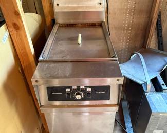 Commerical Frymaster- high volume deep Fryer