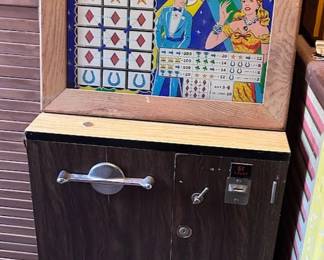 Keeney’s “Criss Cross Diamond” vintage coin-operated slot machine