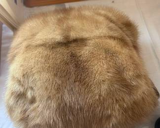 Fur hand muff