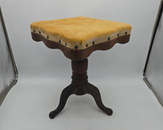Vintage Piano Stool | Lot 150