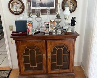 image5    Bar Cabinet