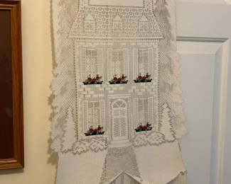 Heritage Lace Ivory House Card Holder Wall Hanging