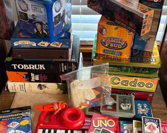 Toys, Games & Cards