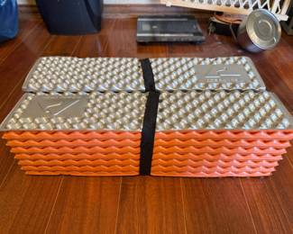 Ground cushion for sleeping bag