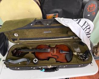 Fiddlerman with case and extras