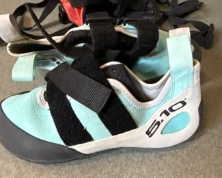 REI Scarpa rock climbing shoes women’s