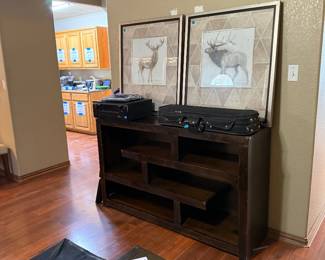 Solid wood modern entertainment stand